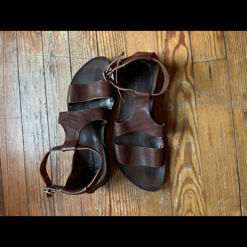 CYQDWOQ sandals